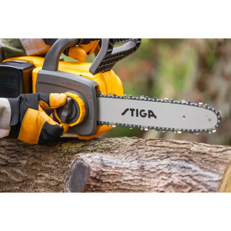 CS300e_273404501ST1_amb04_web